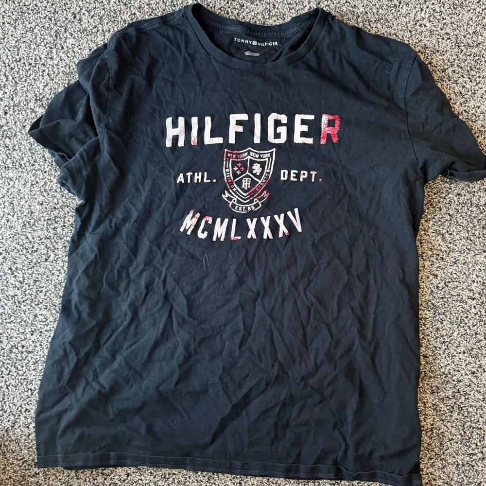 Tommy Hilfiger Navy Graphic Tee